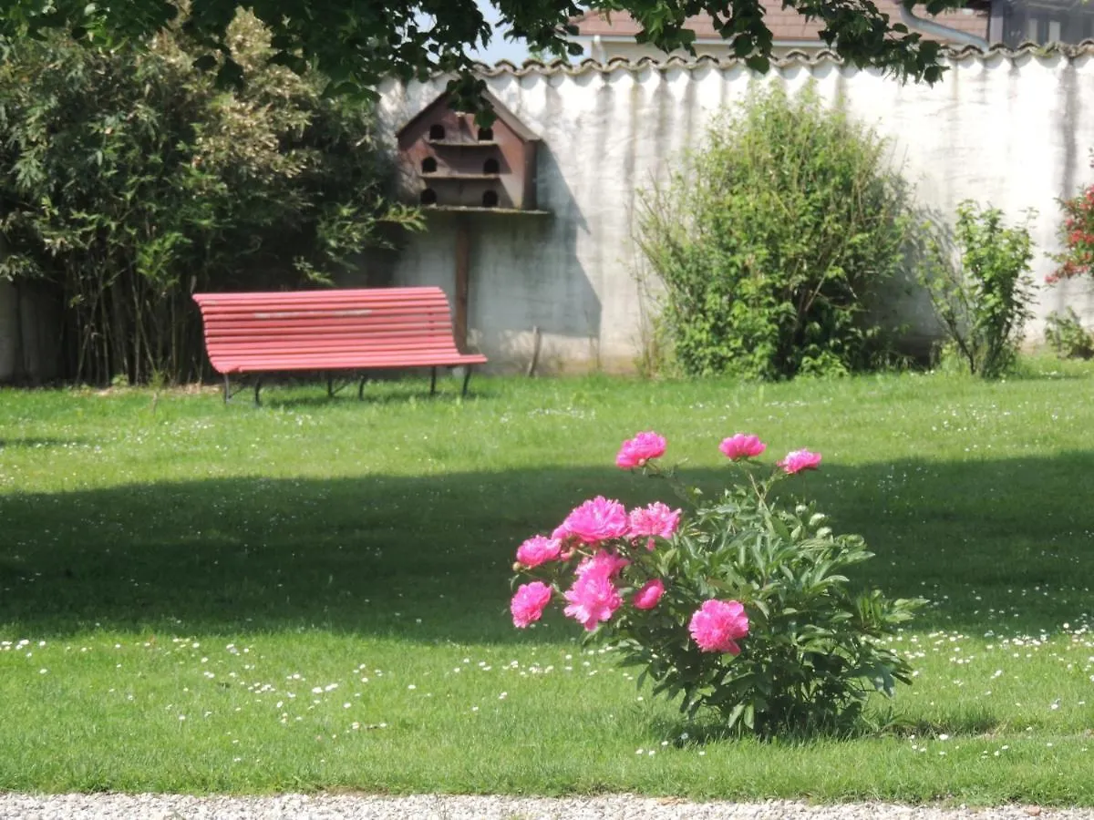 Bed & Breakfast Le Tilleul Montagnieu